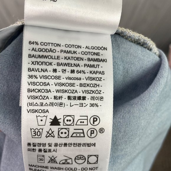 Levi's Light Blue Denim Shirt - Picture 8 of 8